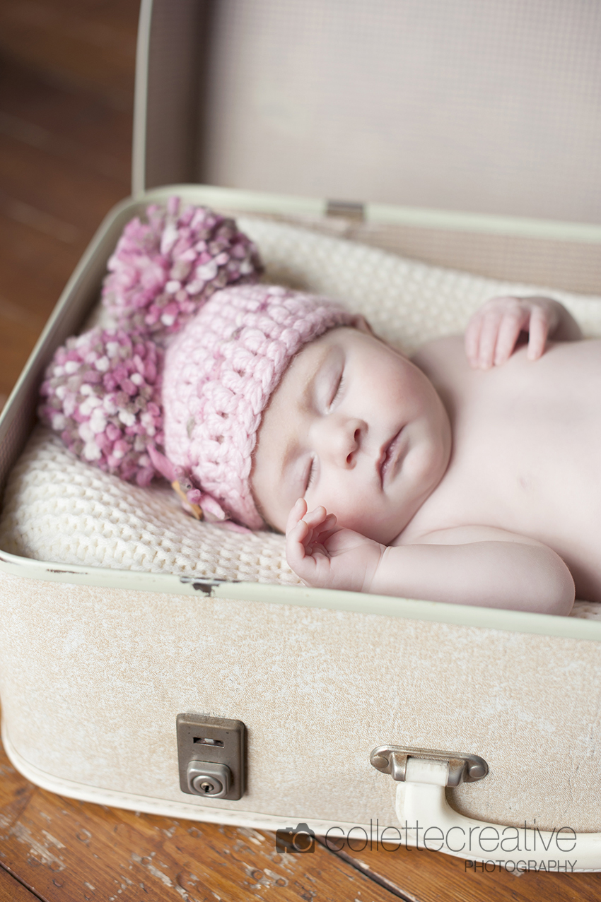 Collette O'Neill - Collette Creative Photograpy, Belfast Northern Ireland - Newborn and family photography