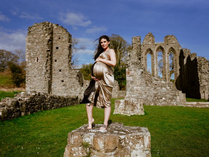 Caroline Maternity photoshoot Inch Abbey